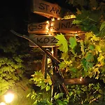 Stara Stajnia מלון 3*