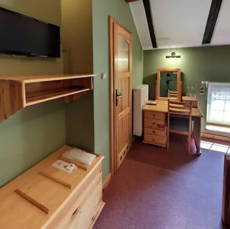 Stara Stajnia Hotel 3*