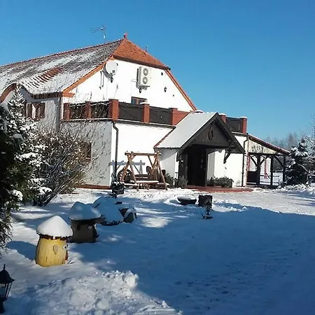 Hotel Stara Stajnia Pleszew