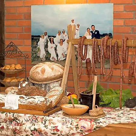 Stara Stajnia 3* Pleszew
