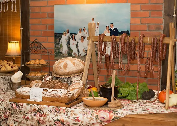 Hotell Stara Stajnia 3*