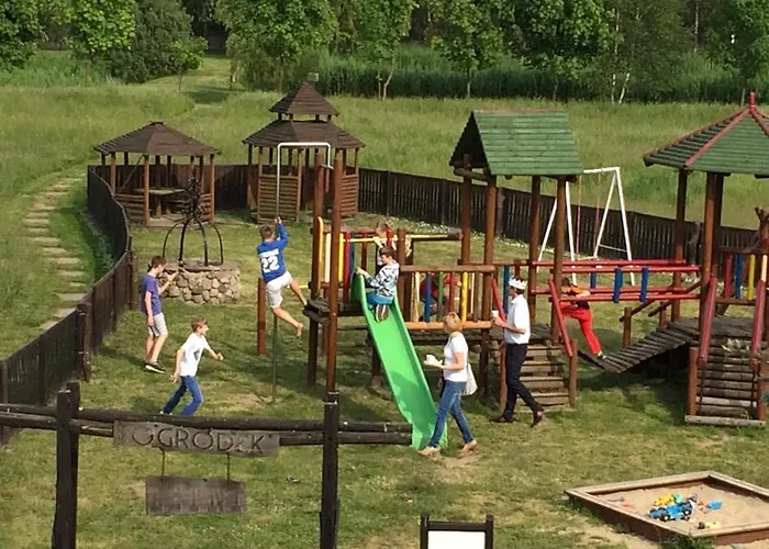 Stara Stajnia Hotell